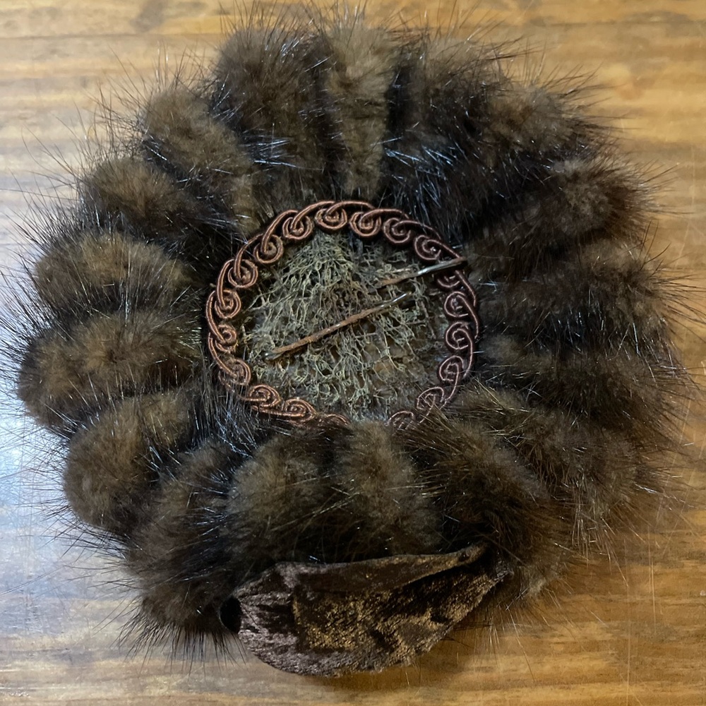Vintage 1940s Original Roberta Bernage Mini Mini Fur Hat rare unique antique